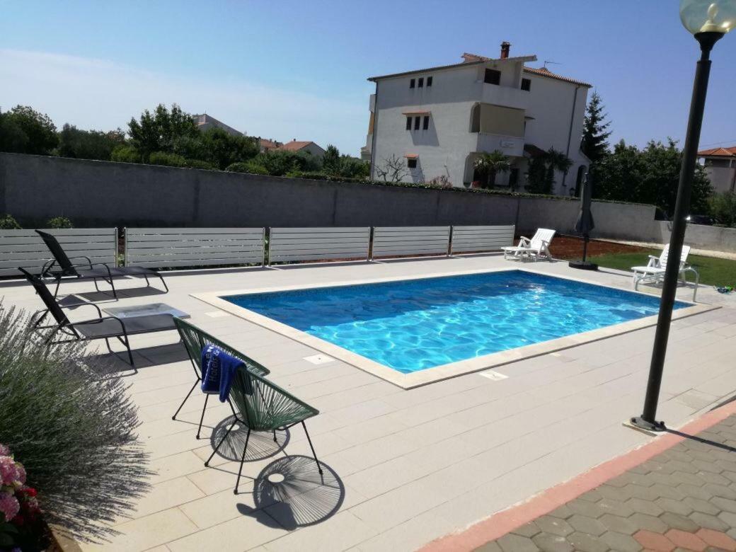 House Kalepin Apartment Бибине Екстериор снимка