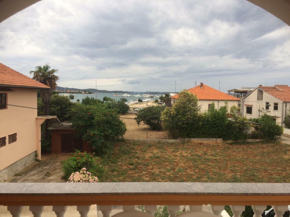 House Kalepin Apartment Бибине Екстериор снимка