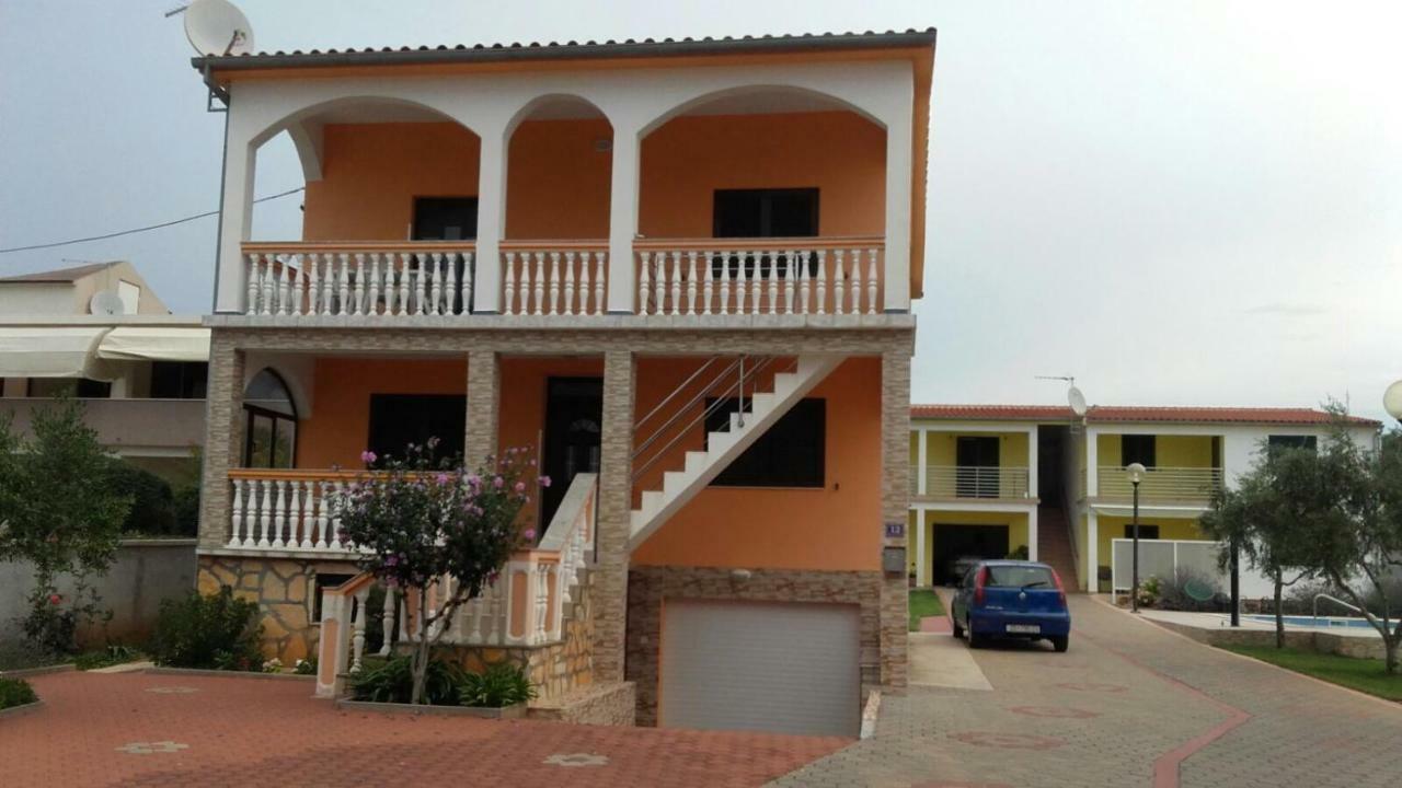 House Kalepin Apartment Бибине Екстериор снимка